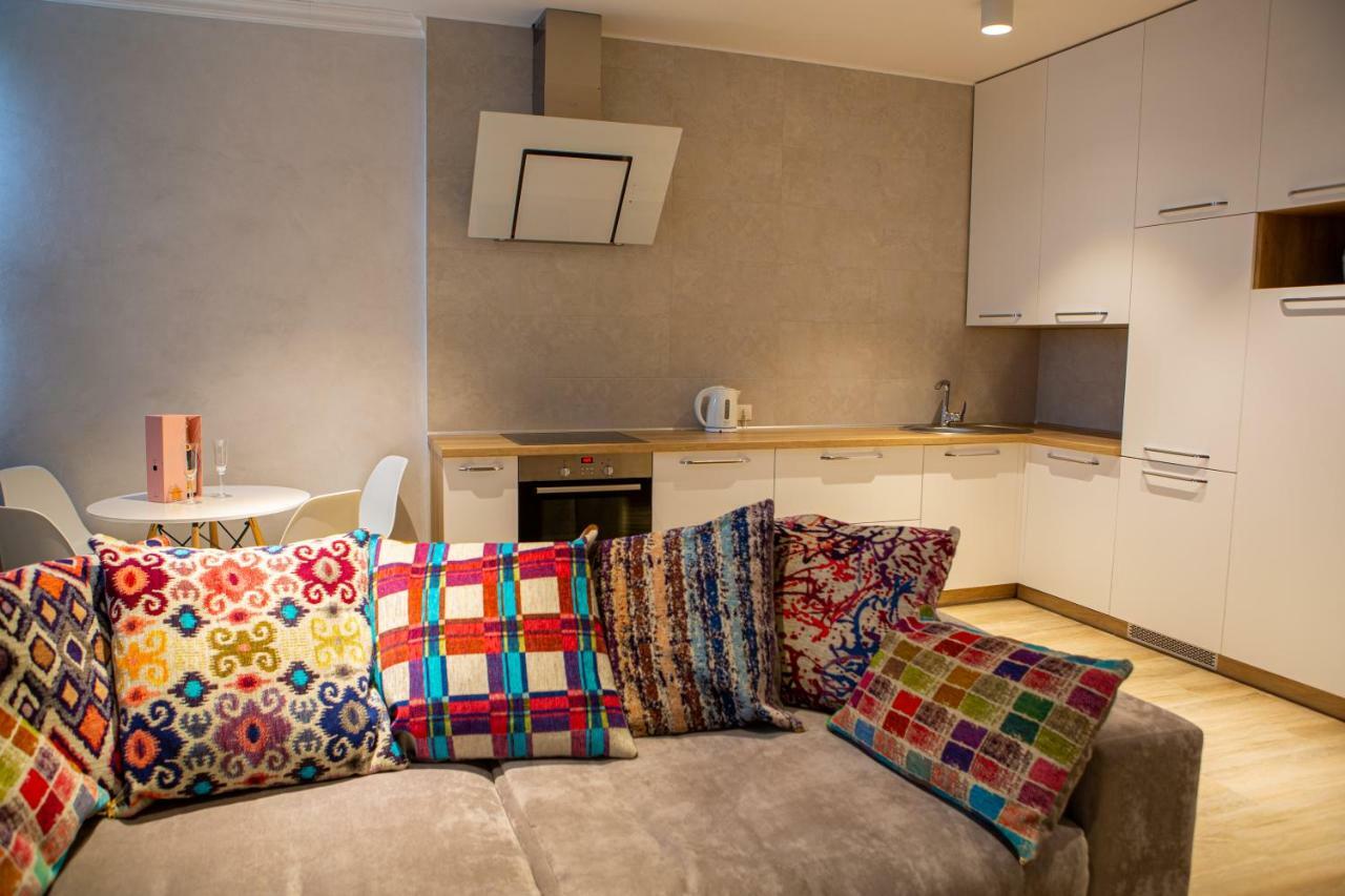 Apartments On Henuezskaya 5 오데사 외부 사진