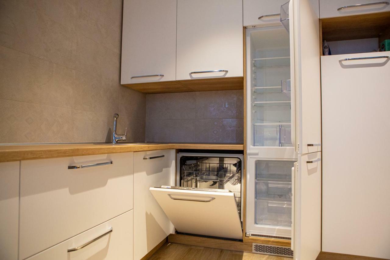 Apartments On Henuezskaya 5 오데사 외부 사진